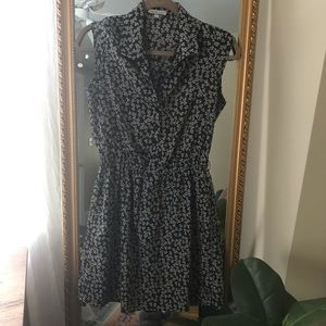 black + white flower dress with loops for belt